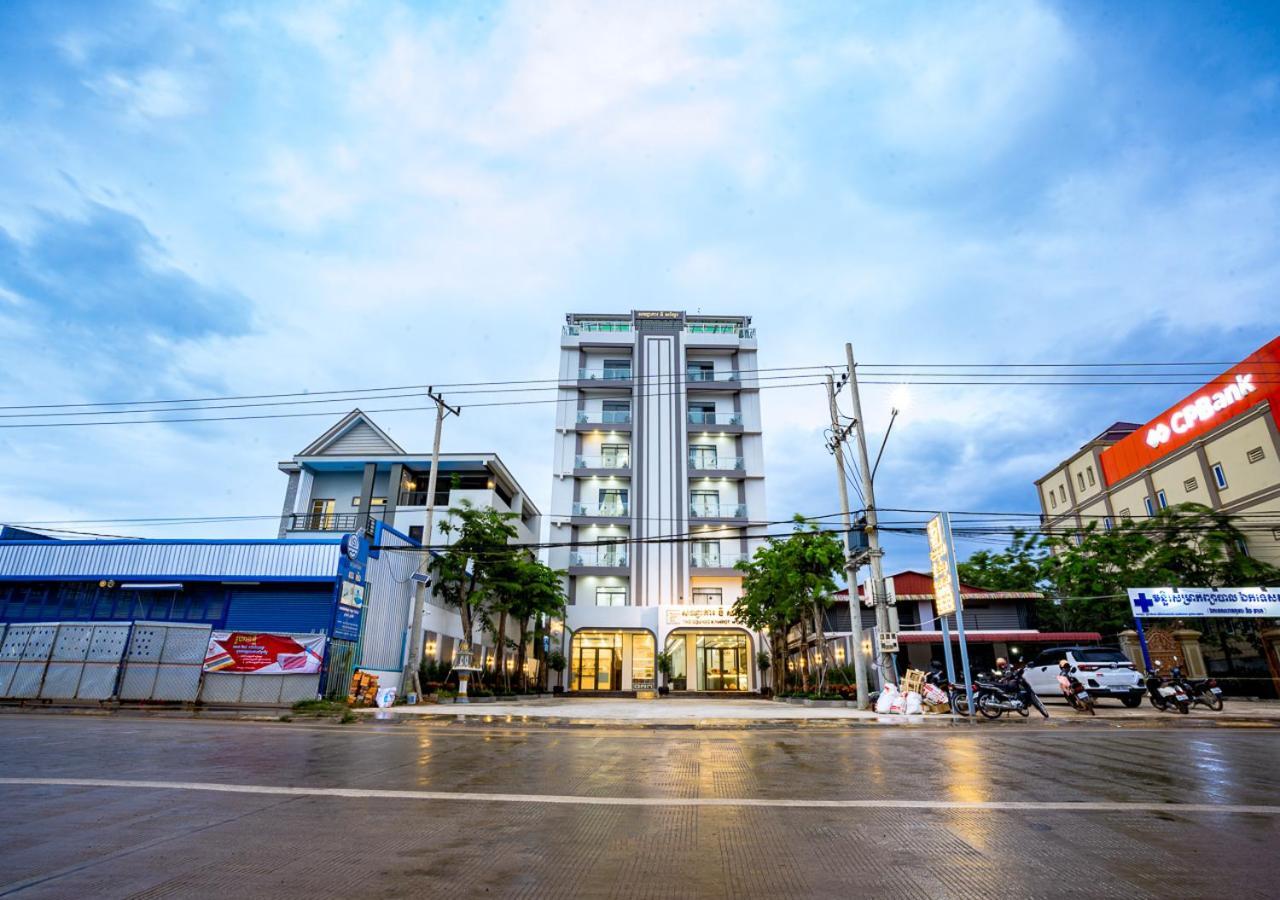 The Square Kampot Hotel Exterior foto